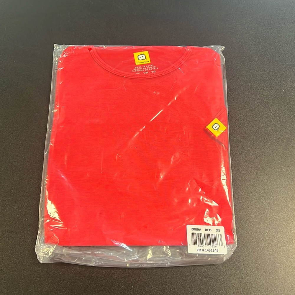 Long sleeve silky tee
